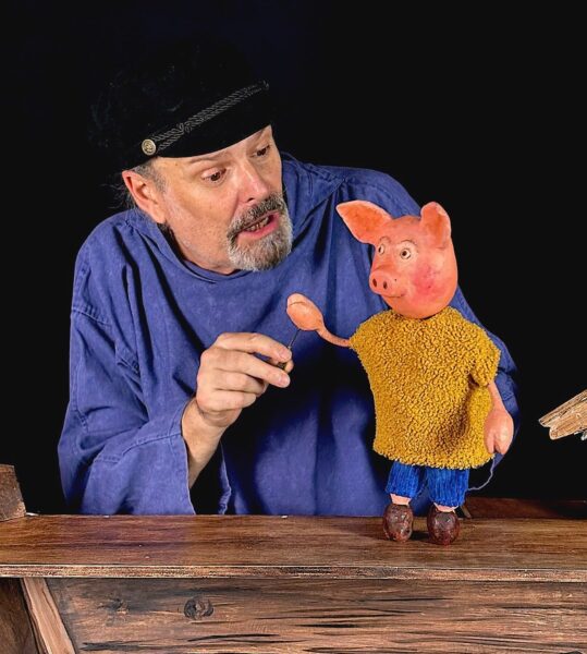 Arthur crop 2 Shadrack the Lighthouse Keeper and Arthur (the youngest of the three little pigs)